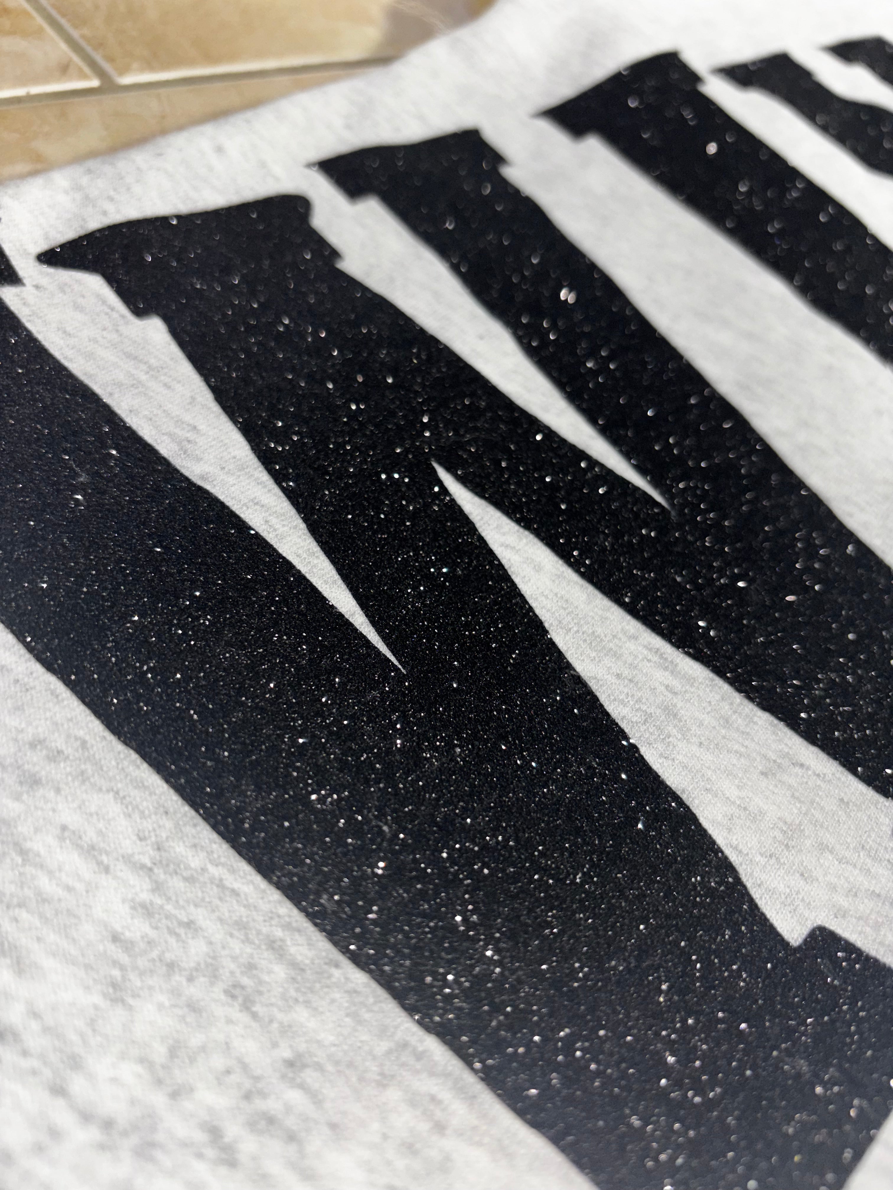 WINNIPEG crewneck - black sparkle