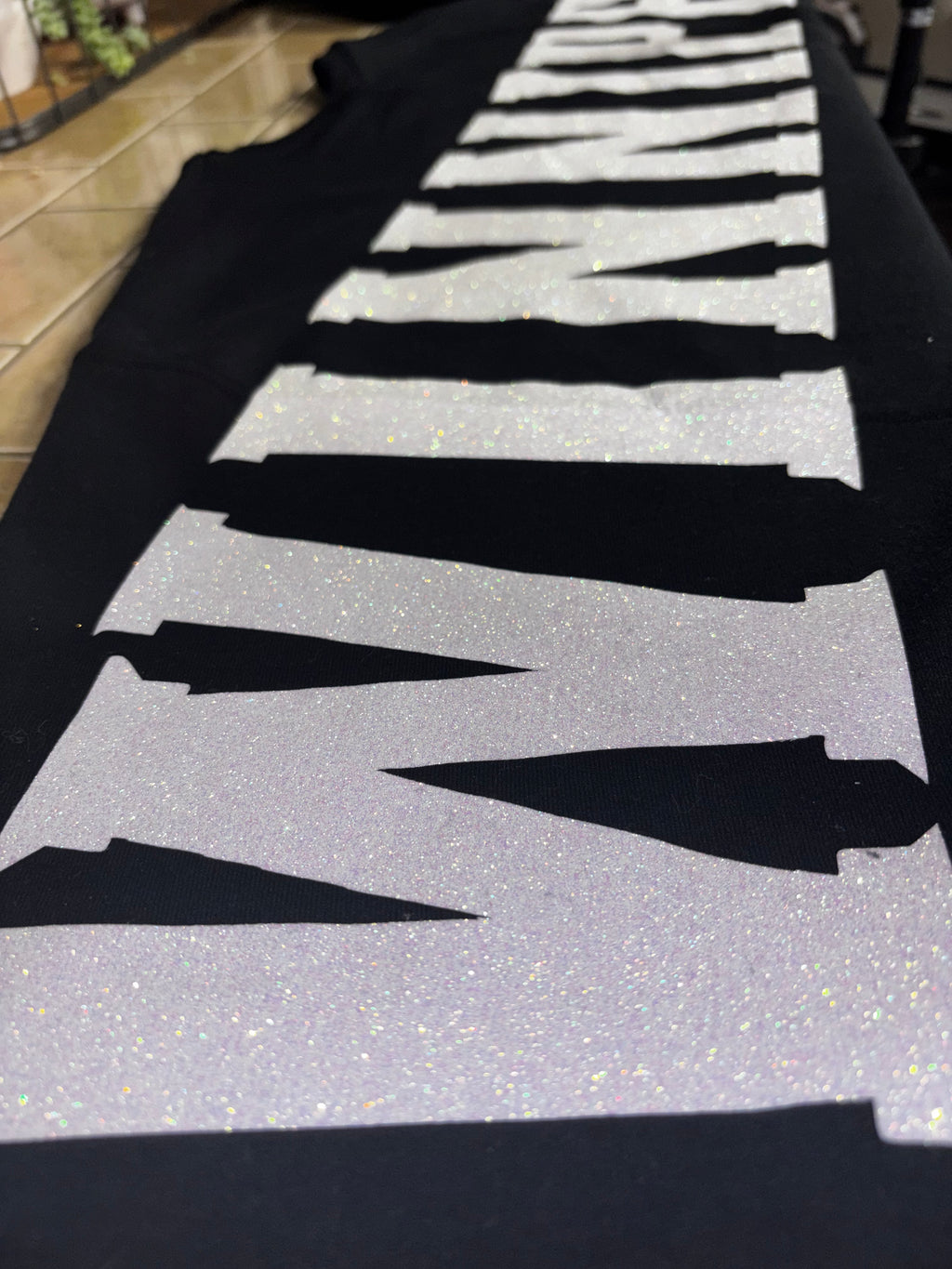 WINNIPEG crewneck - white sparkle